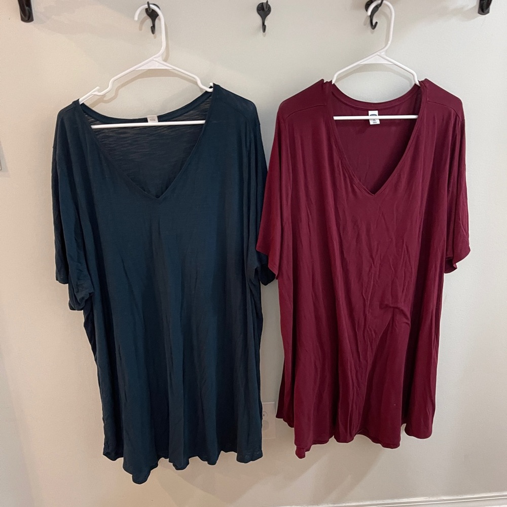 Set of two Old Navy 4x plus Tunic tees